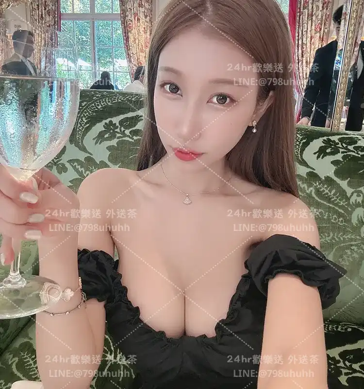 連江外送茶 安彤