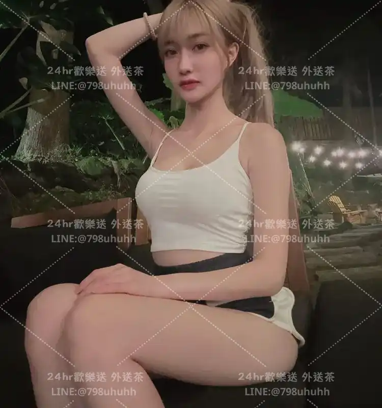 台中外送茶 依語